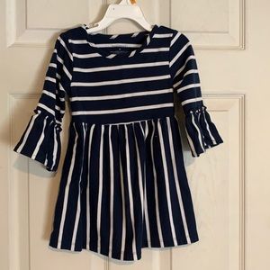 Quarter sleeve Toddler Dress